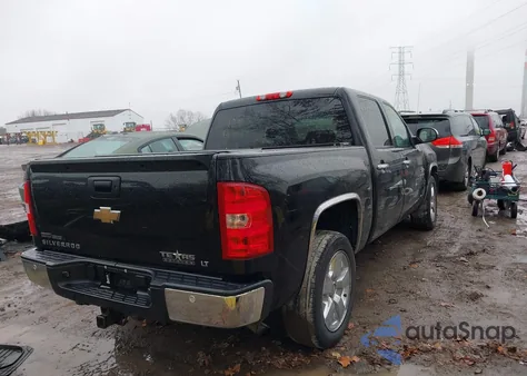 2011 Chevrolet Silverado 1500 Lt z USA, uszkodzony, nr VIN 3GCPCSE04BG211937